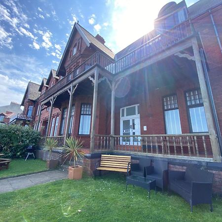 Captain'S Deck Beach Balcony Perfectlysaltburn Экстерьер фото